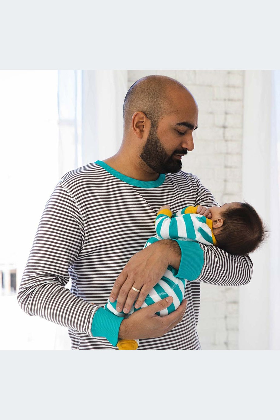 baby-pajamas-teal-stripe-3